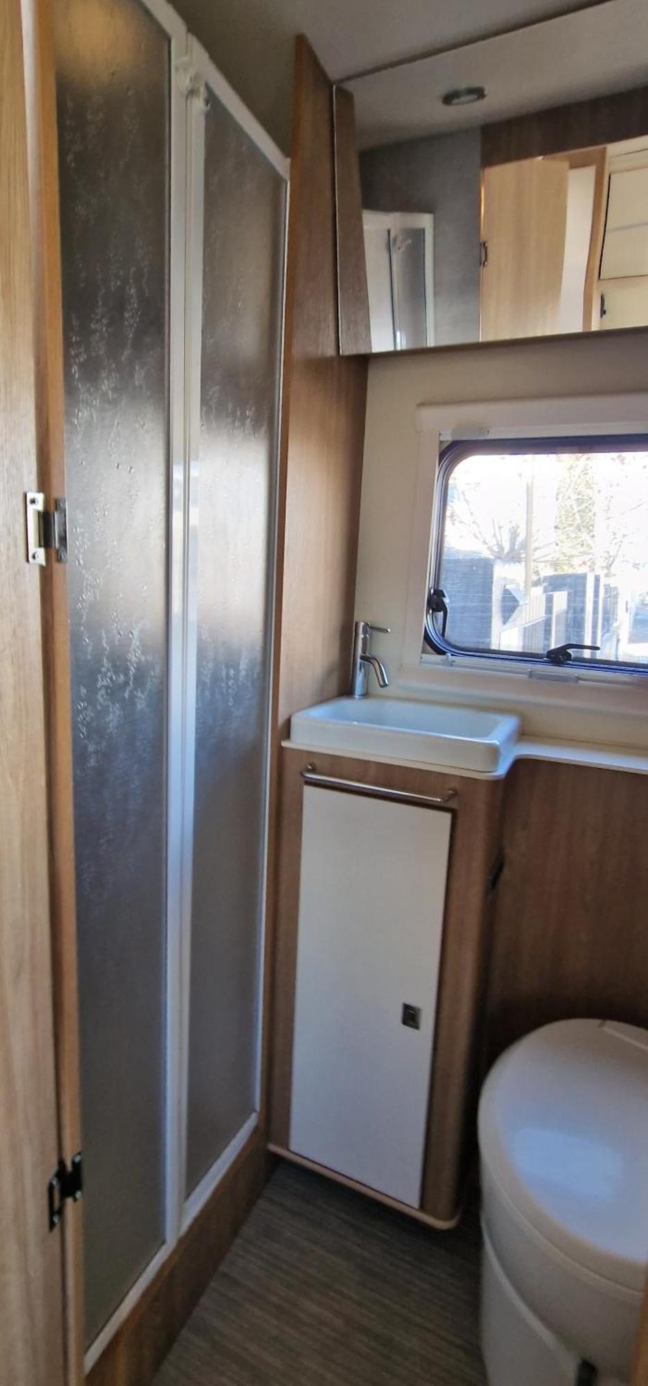 Autocaravana Casa Luna Camping